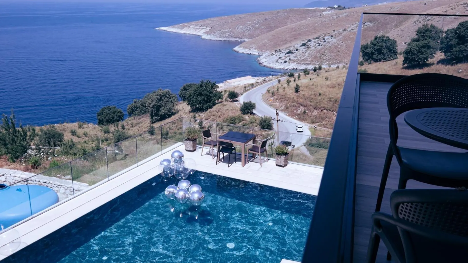 Vila Infinity-Luxury Rooms هيماري