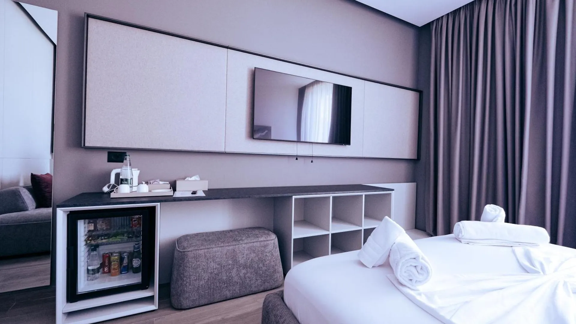 Vila Infinity-Luxury Rooms هيماري ألبانيا