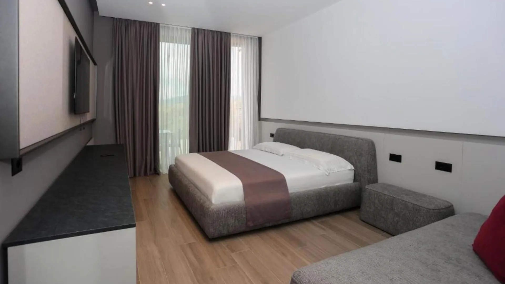 فندق Vila Infinity-Luxury Rooms هيماري